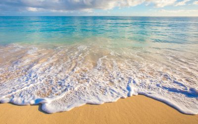 Footsteps in the Sand – How to Keep Your Feet Safe at the Beach