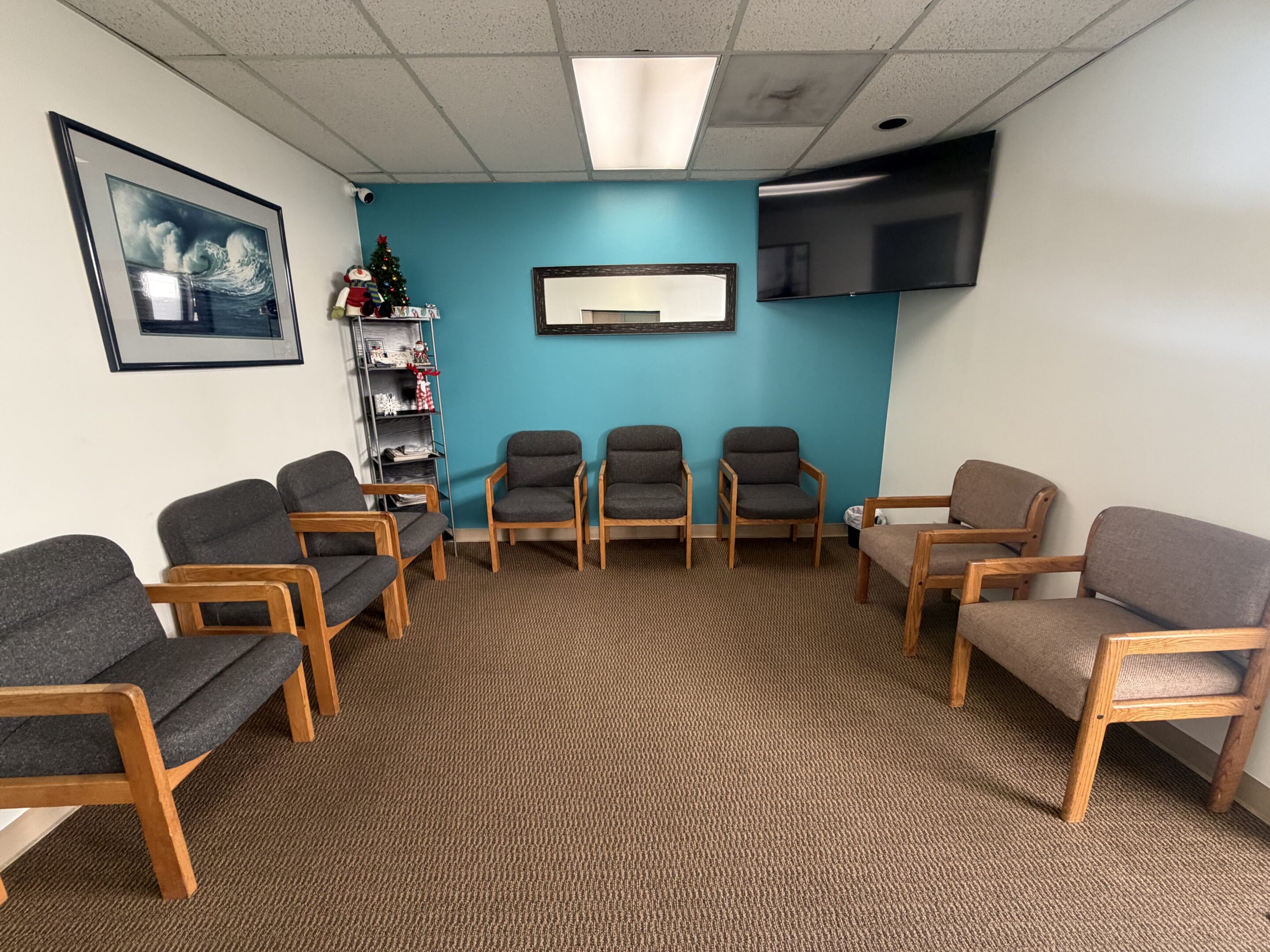 Empty waiting room with chairs. orange ca