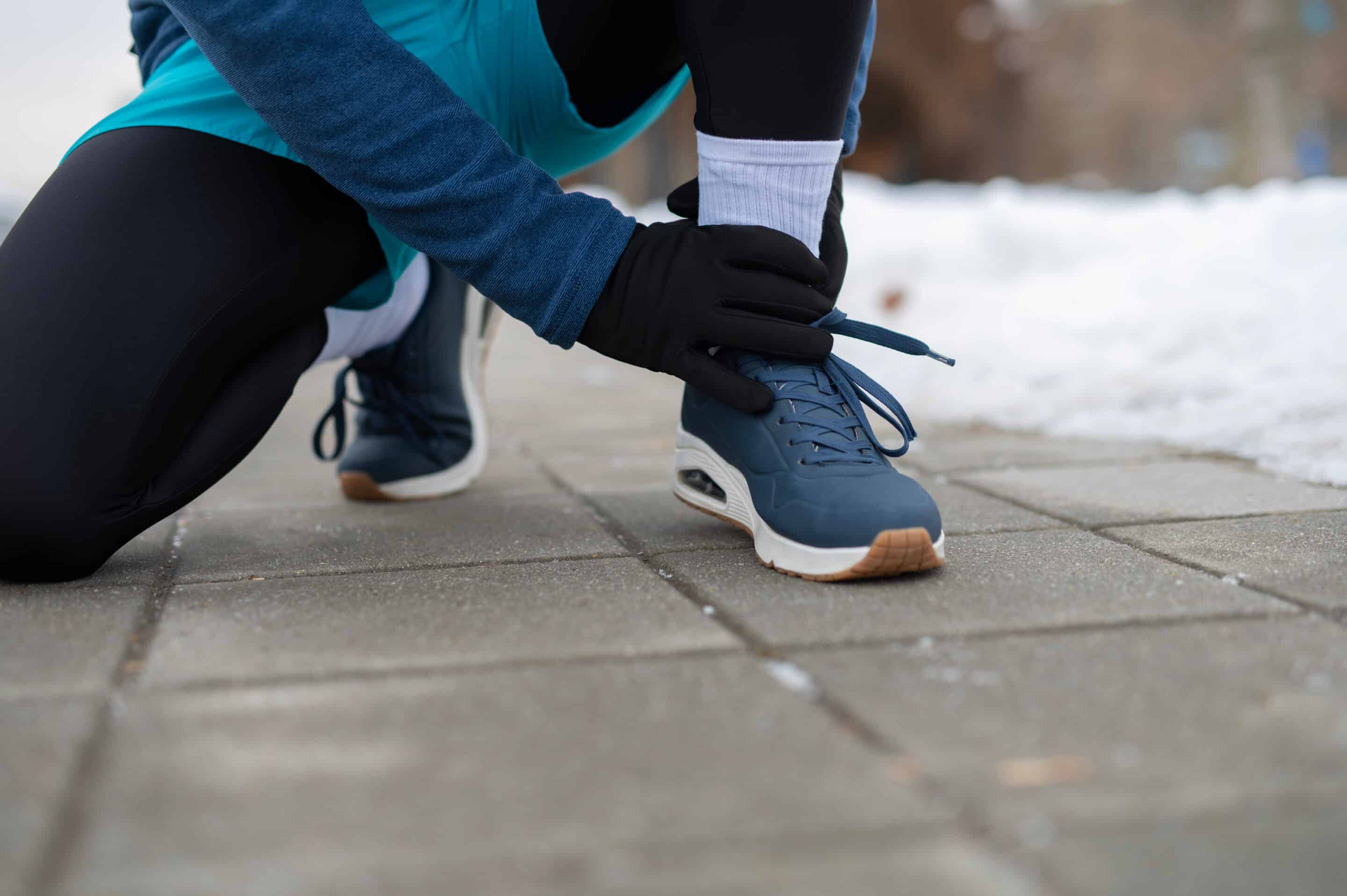 Runner feeling ankle pain during winter training Runner feeling ankle pain during winter training